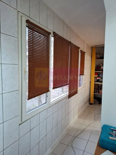 Vanzare apartament cu 3 camere in zona Dristor-Rm. Sarat